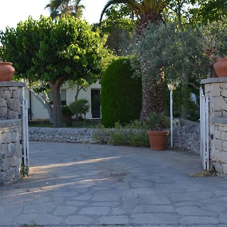 Casa Degli Avi Don Neli, Immersa Nella Natura Modica Luaran gambar